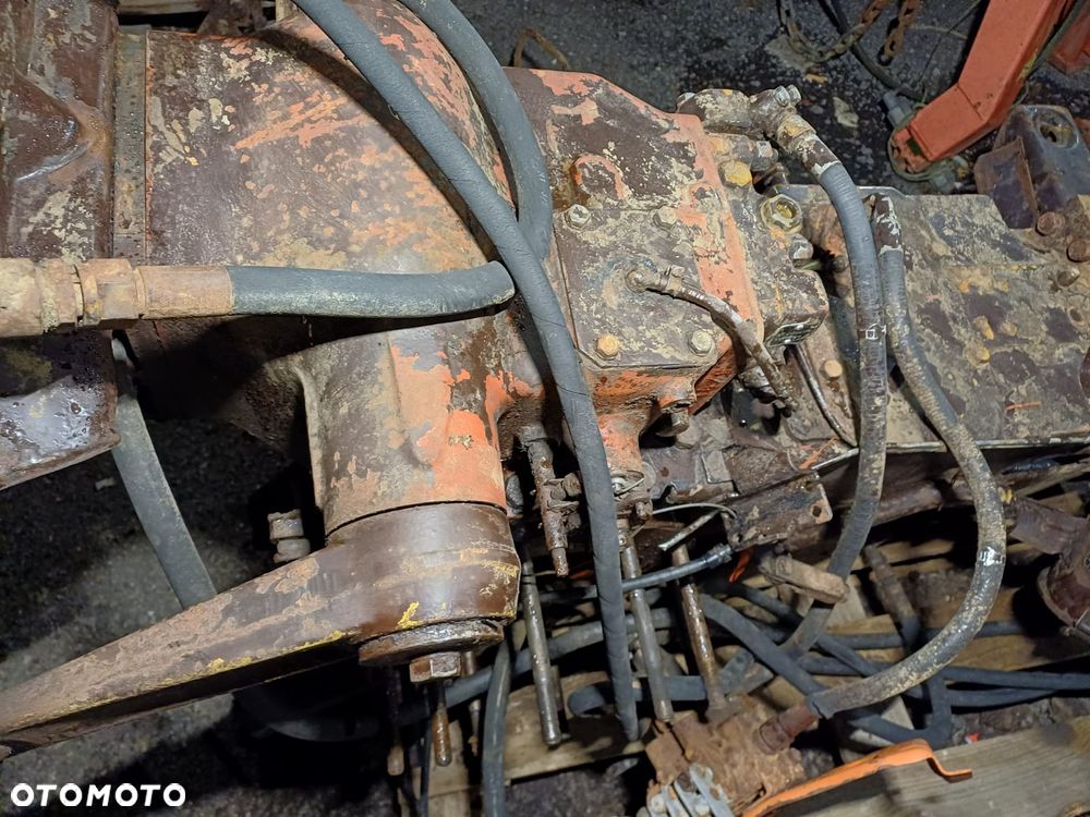 Skrzynia biegów most FIAT 780,680,zwolnica,atak,podnośnik,wałek,koło zębate,synchronizator, - 2