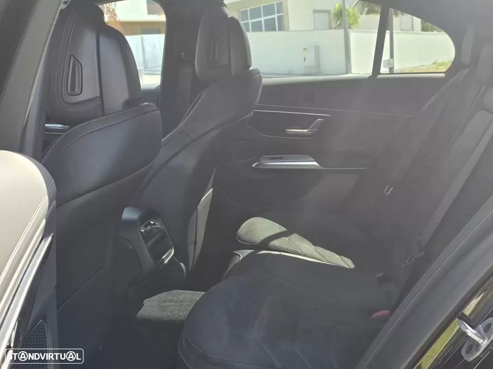 Mercedes-Benz E 300 - 16