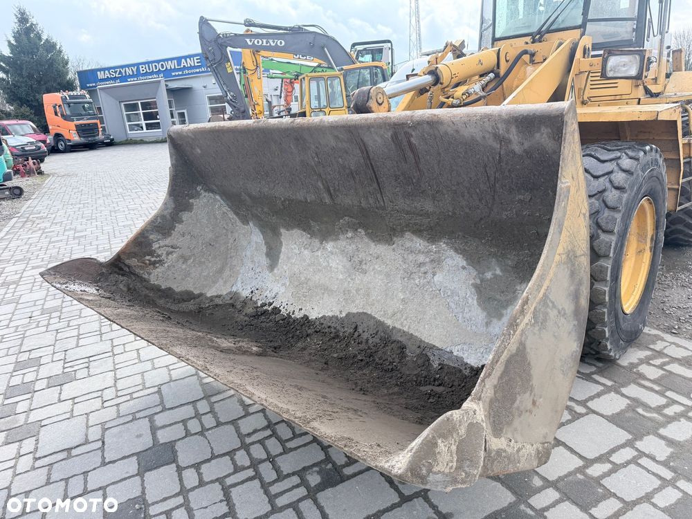 Caterpillar 918F - 8