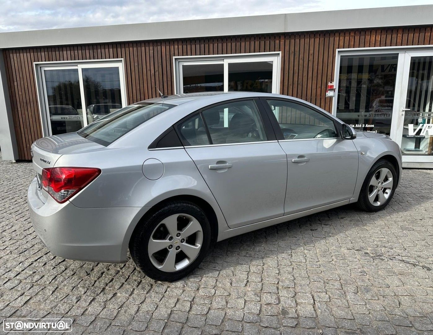 Chevrolet Cruze 2.0 VCDi LT - 23