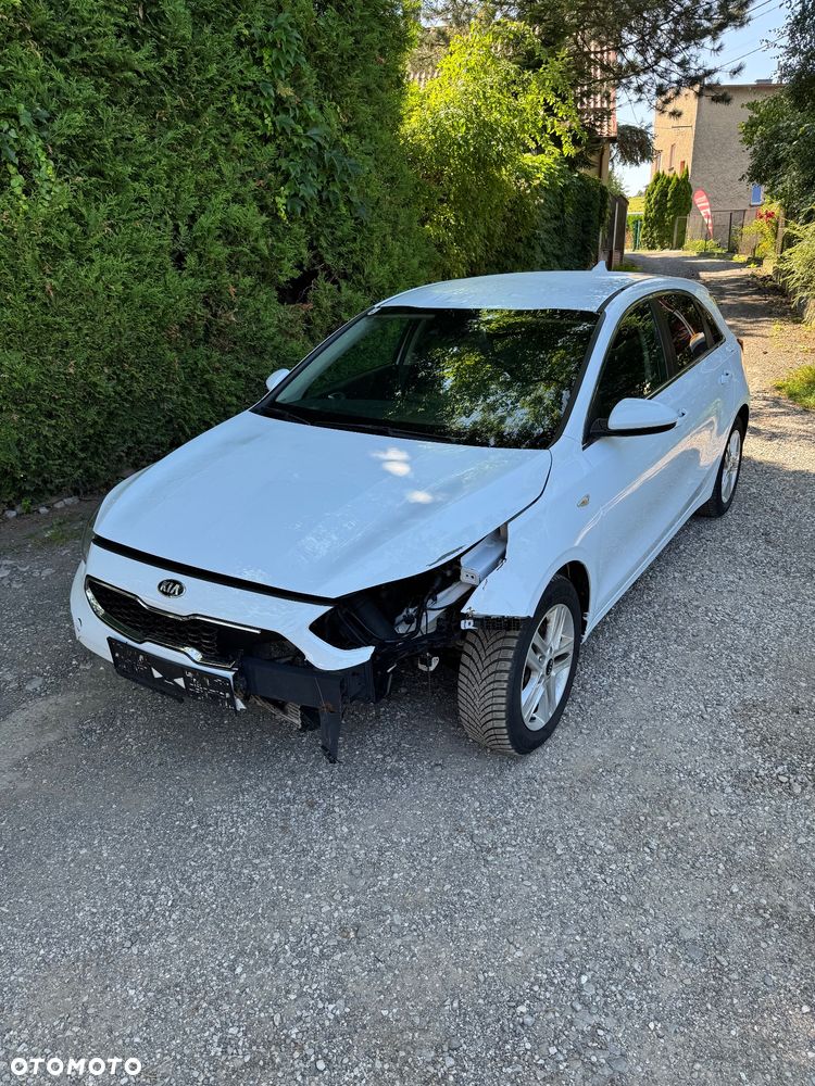 Kia Ceed - 5