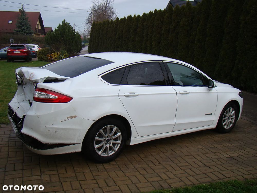 Ford Mondeo 2.0 Hybrid Titanium - 4