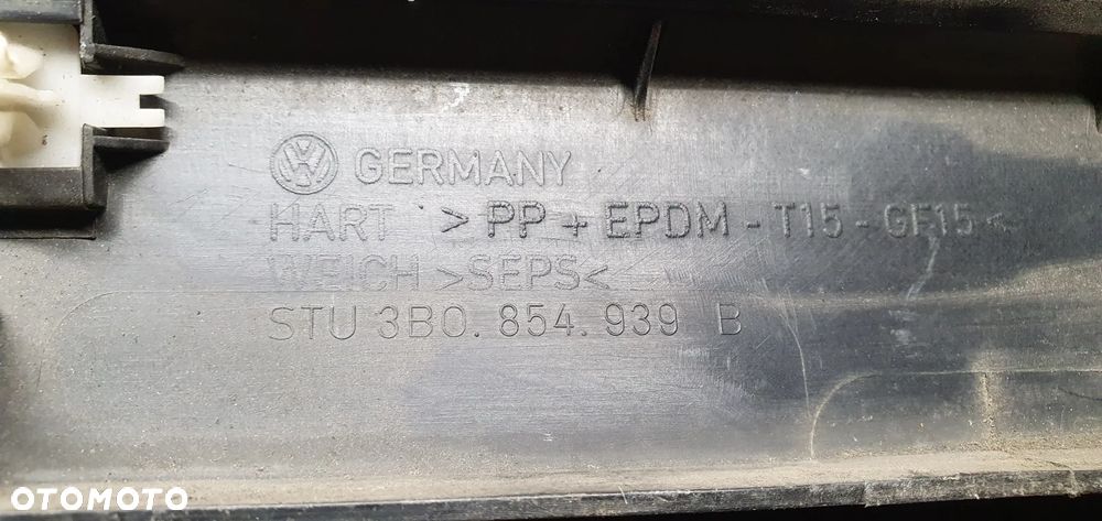 Listwa drzwi lewy przód przednia lewa VW Passat B5 3B0854939B - 6