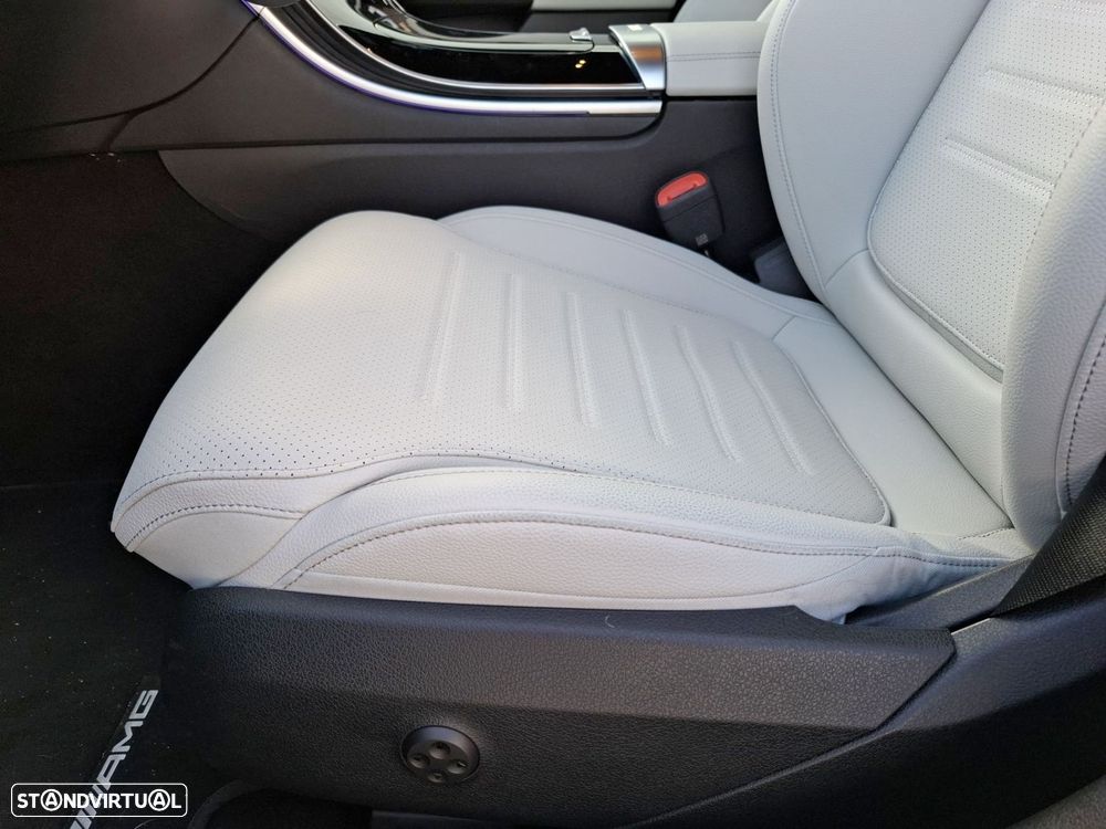 Mercedes-Benz C 300 de AMG Line - 15