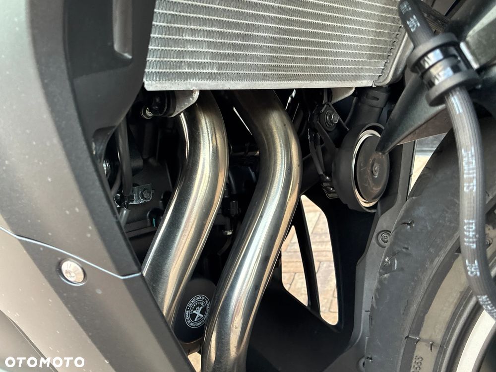 Honda CBR - 12