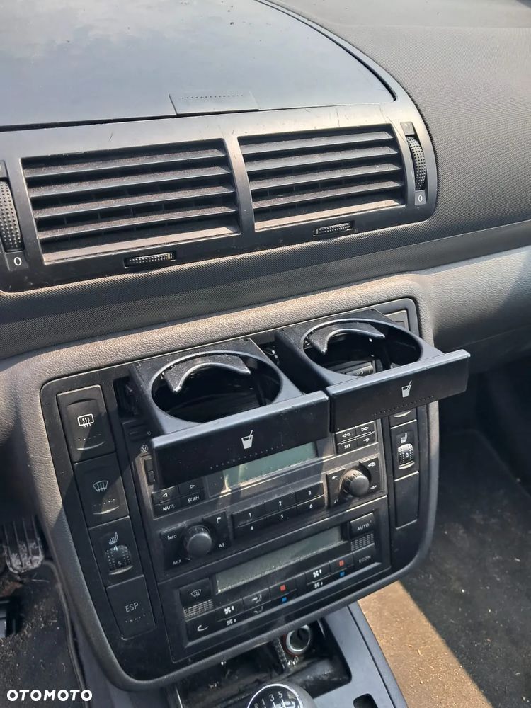 DAWCA CZĘŚCI VW SHARAN I LIFT 2004 1.9 TDI (ASZ) KOD LAK: LB7Z - 11