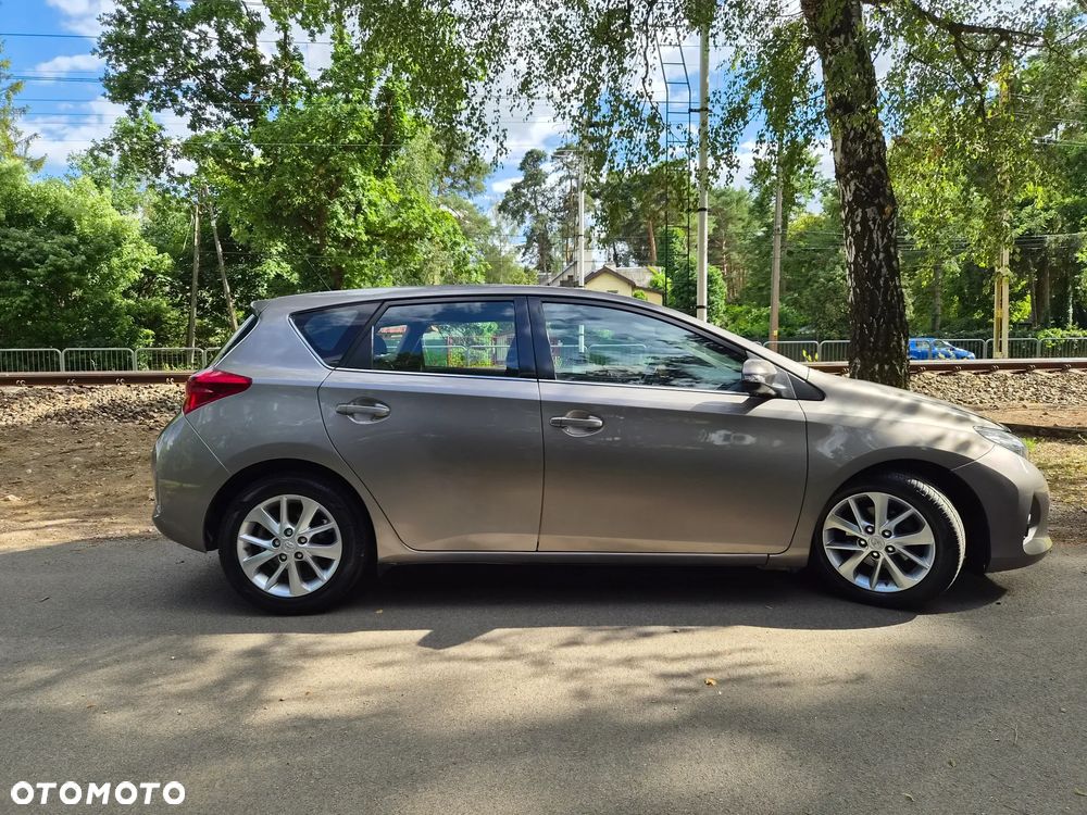 Toyota Auris 1.33 VVT-i Active - 5