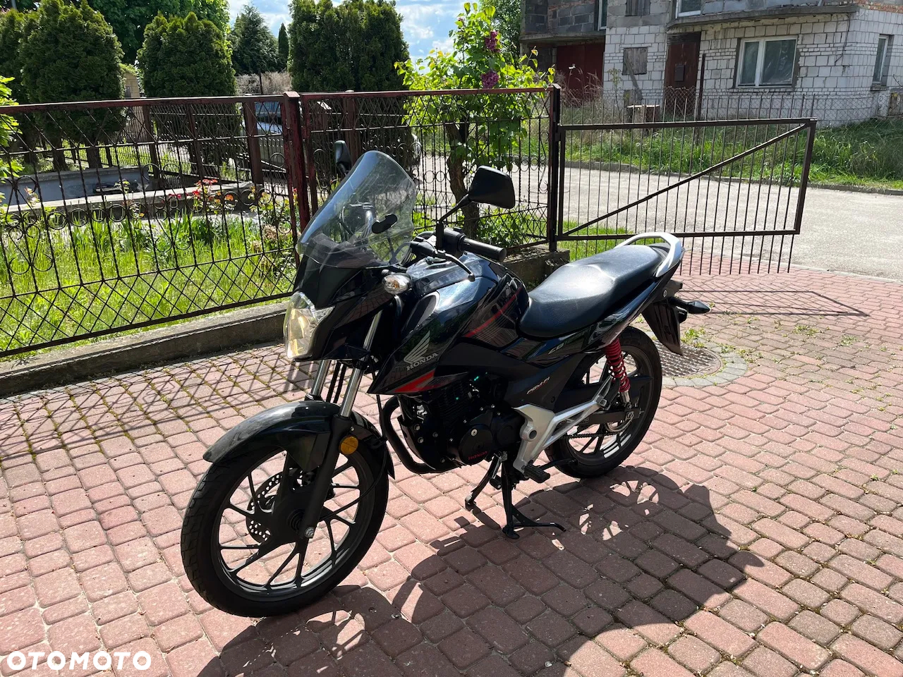 Honda CBF - 2