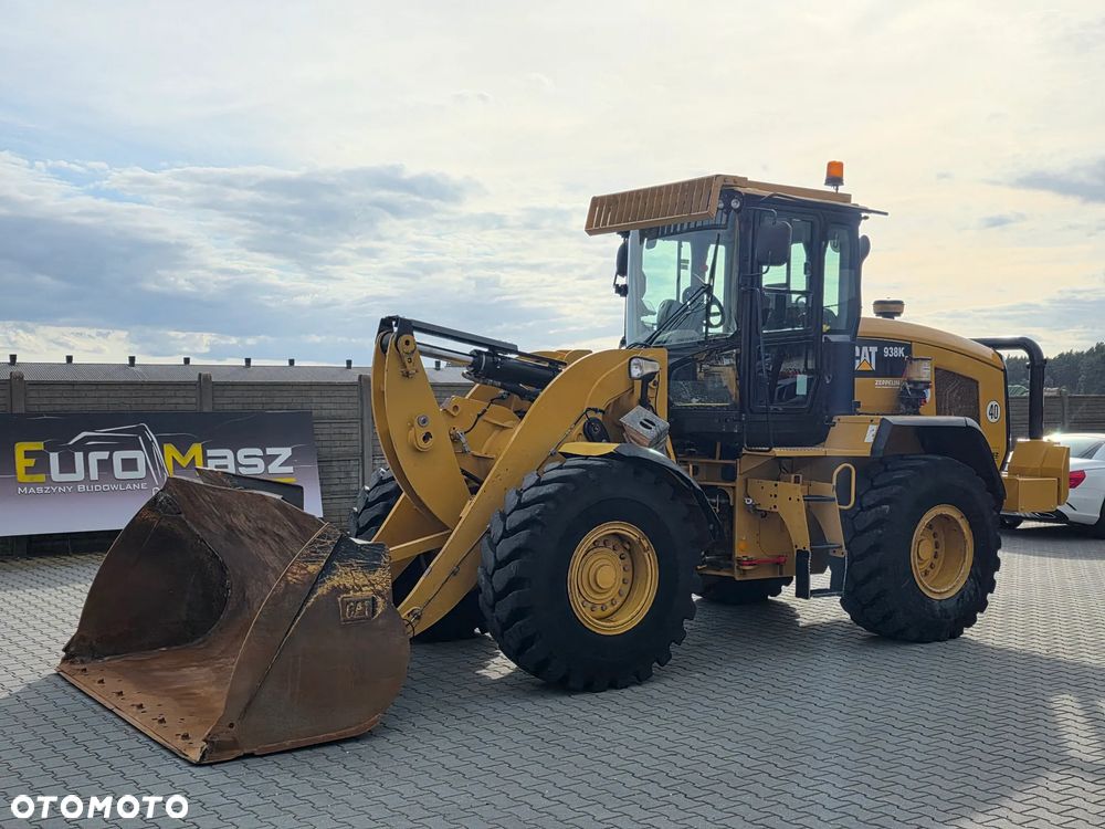 Caterpillar 938 K, 2013 ROK, ŁYŻKA + WIDŁY - 3