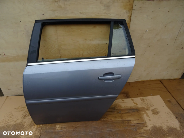 Drzwi Lewe Tył Opel Vectra C Lift Z163 Kombi (Gołe)