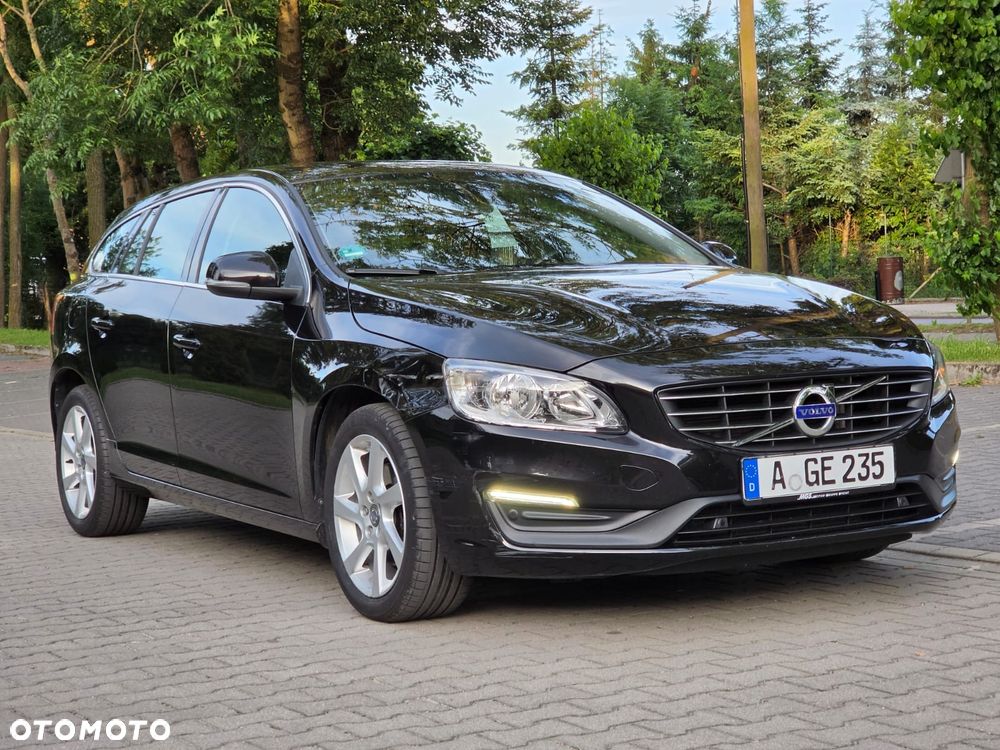 Volvo V60 T3 Edition - 4