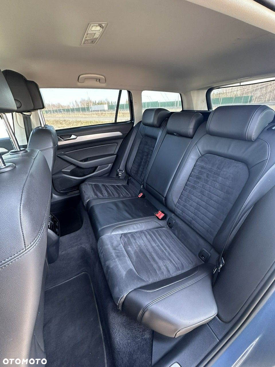 Volkswagen Passat - 19
