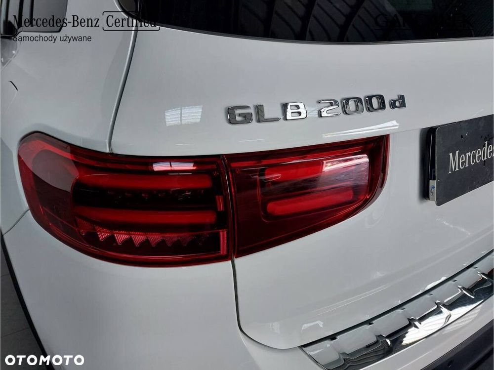Mercedes-Benz GLB - 23