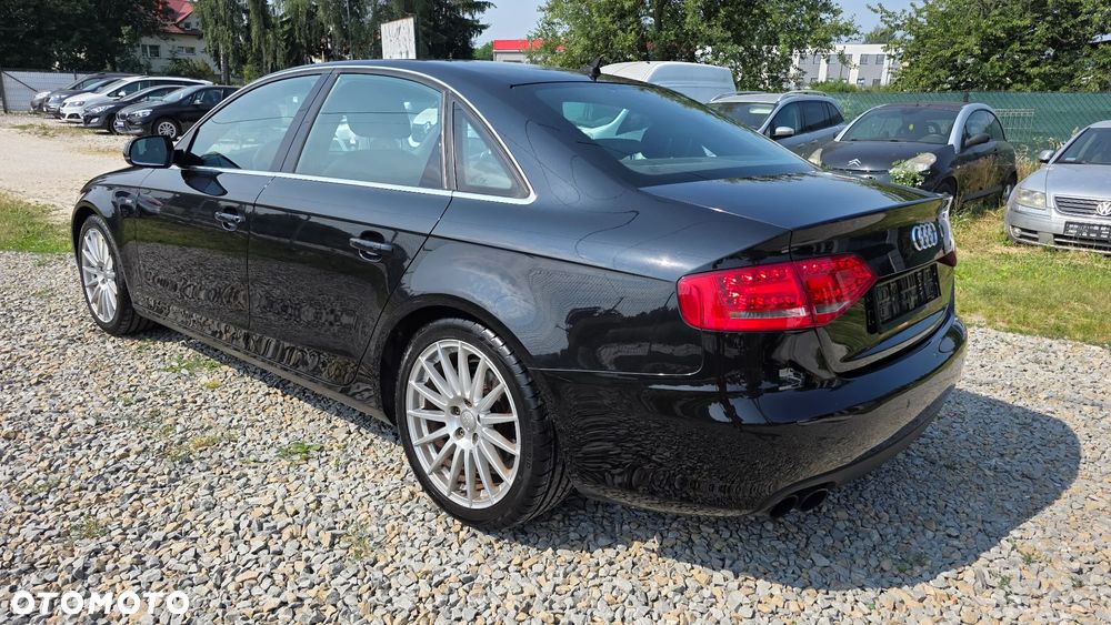 Audi A4 Limousine 1.8 TFSI S line Sportpaket - 3