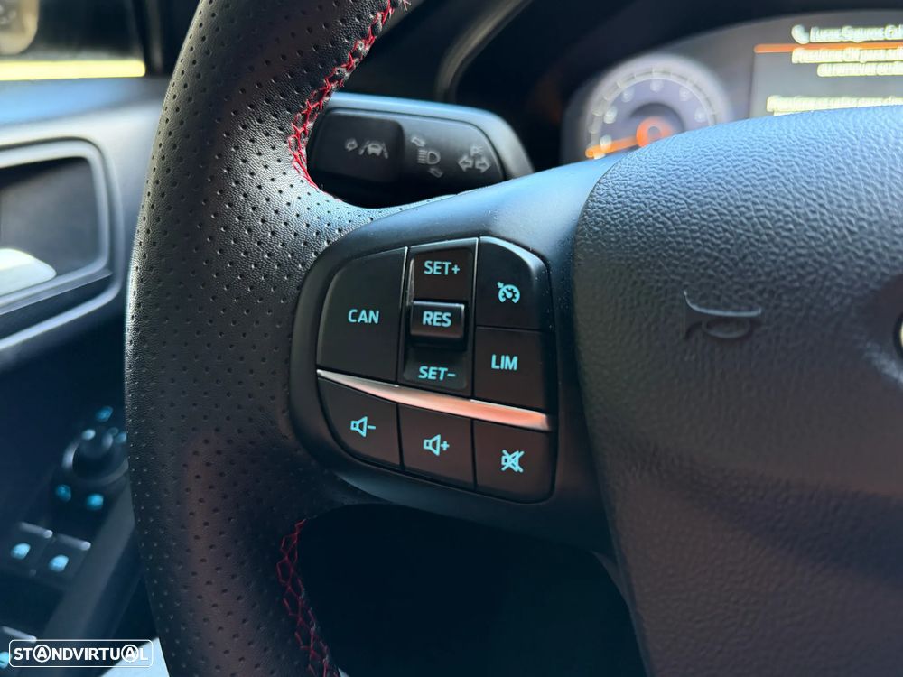 Ford Focus 1.0 EcoBoost MHEV ST-Line X Aut. - 17