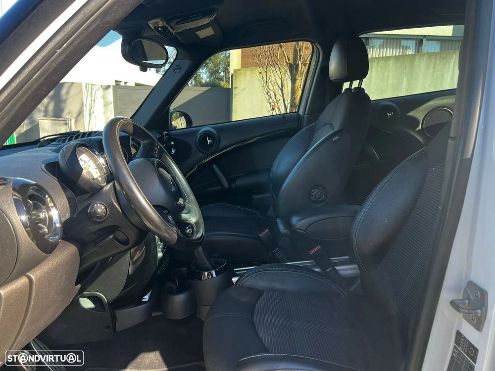 MINI Countryman Cooper SD ALL4 - 11