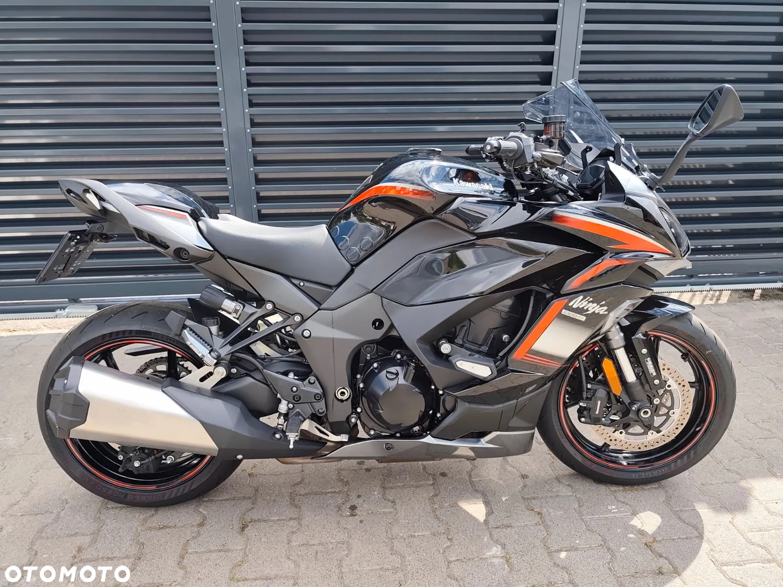 Kawasaki Ninja 1000 SX - 3