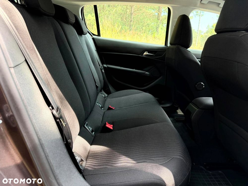 Peugeot 308 1.6 THP Allure - 25