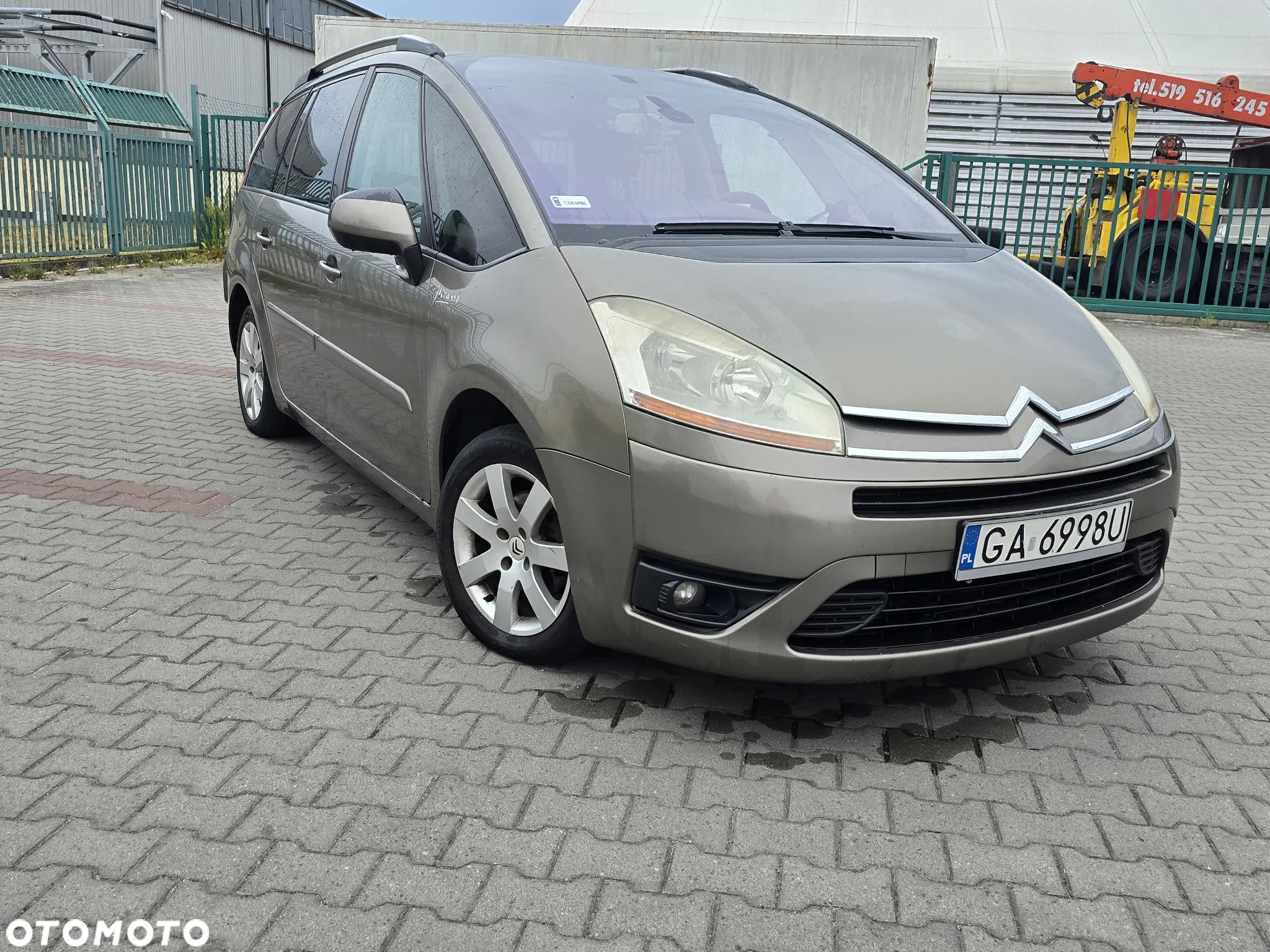 Citroën C4 Picasso 1.8 16V Confort - 4