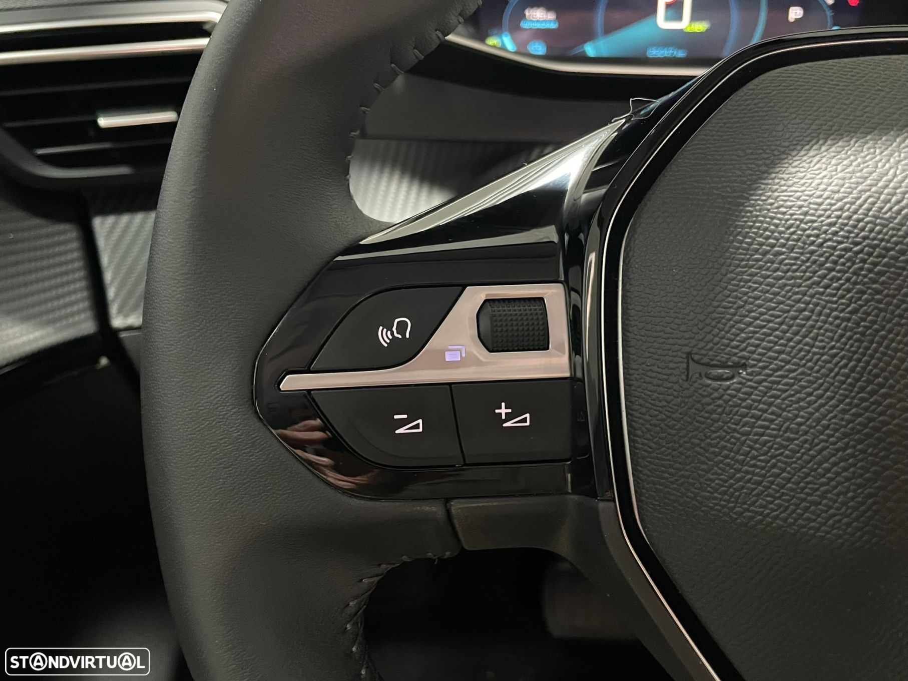 Peugeot e-208 50 kWh Allure Pack - 12