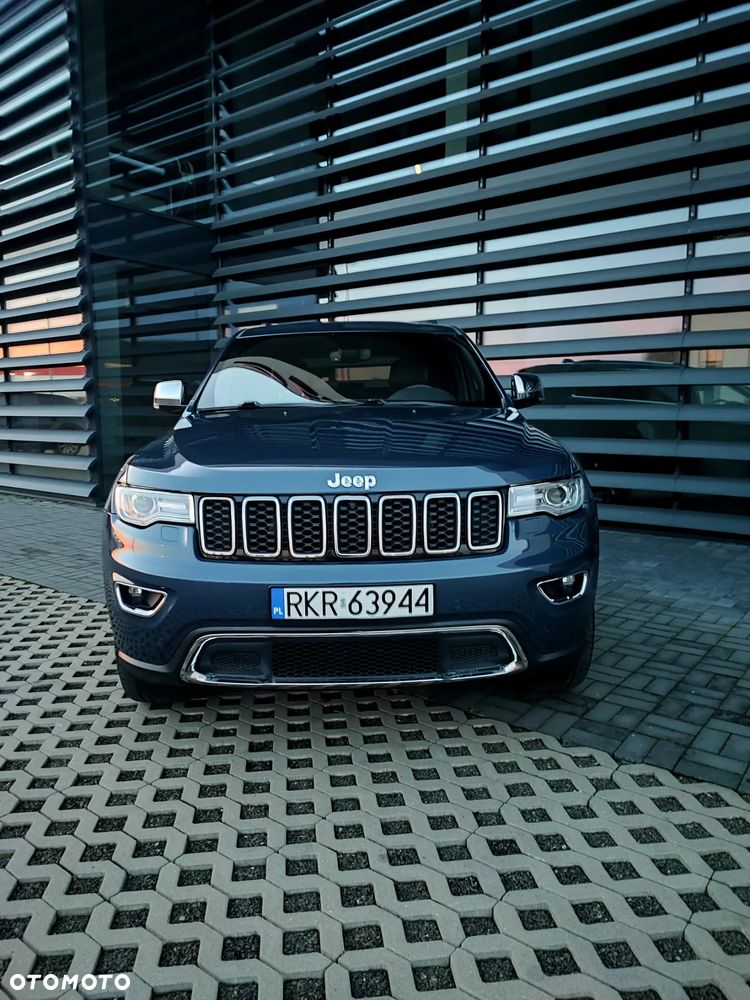 Jeep Grand Cherokee - 8