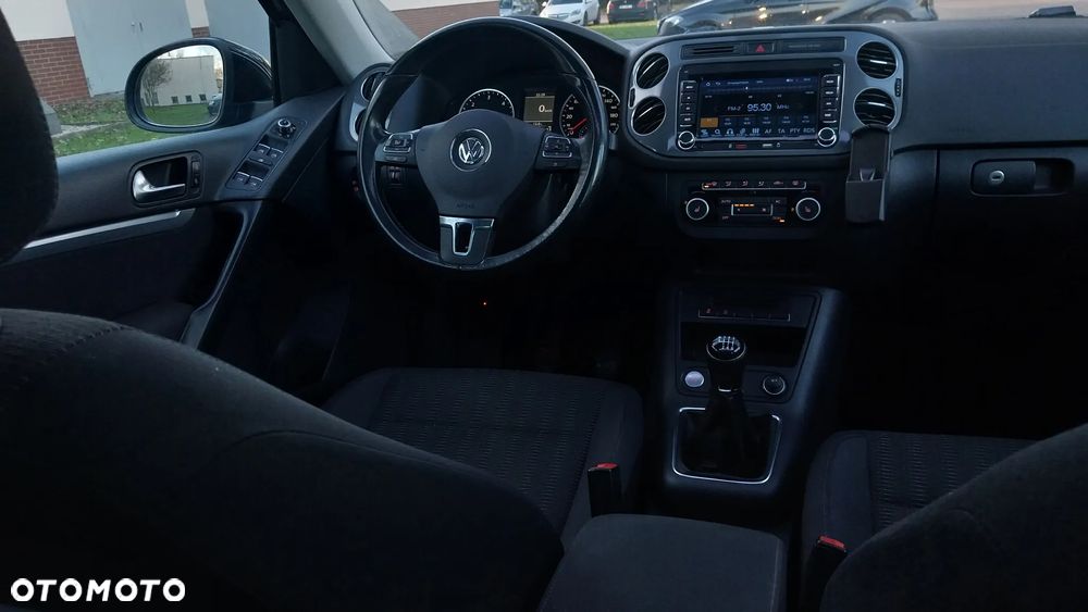 Volkswagen Tiguan 2.0 TDI Perfectline R-Style - 5