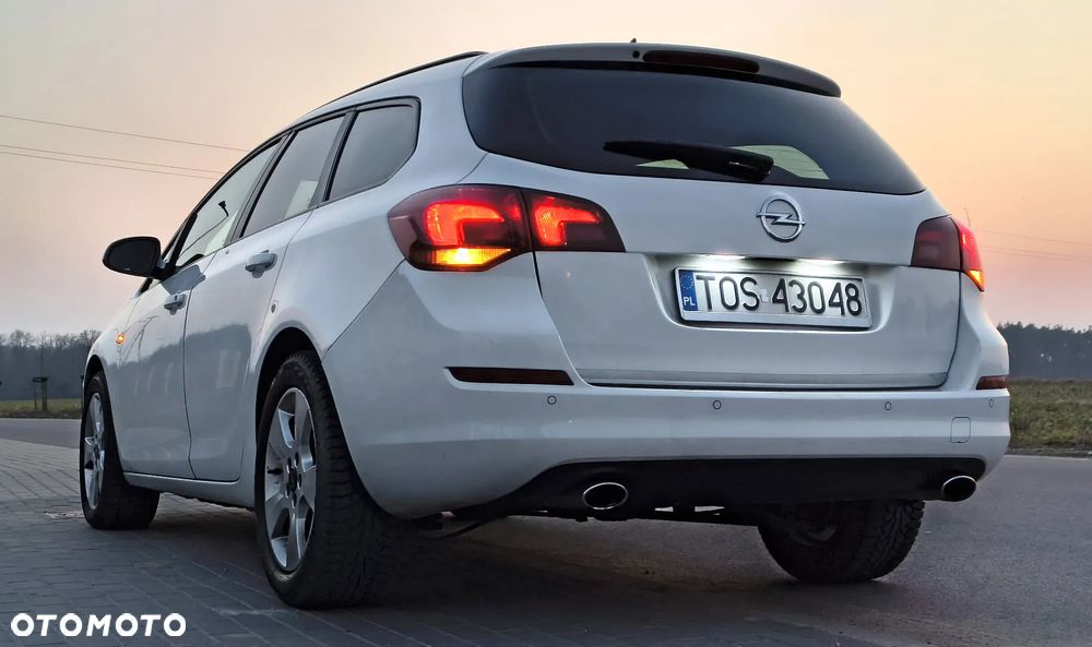 Opel Astra 2.0 CDTI DPF Sport - 10