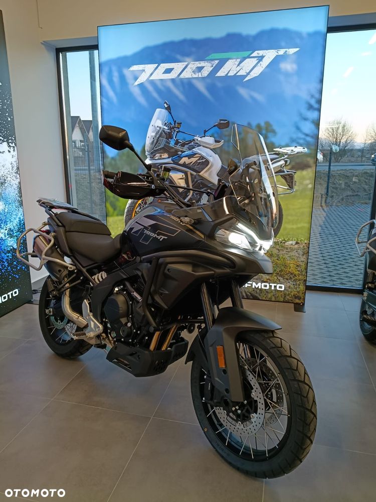 CFMoto 700MT - 1