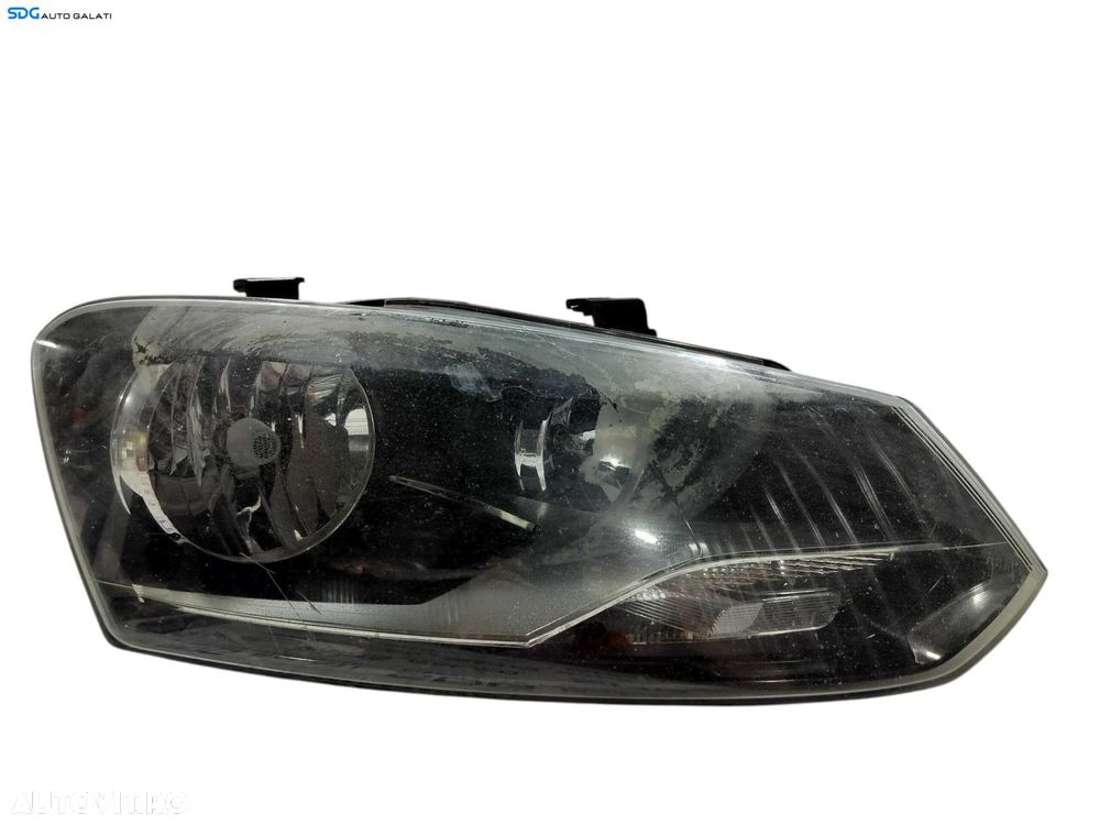 Far Dreapta Halogen FARA Lupa Volkswagen Polo 6R 2009 - 2016 Cod 6R2941008E (Interior Murdar Prafuit) [LC1012] - 1
