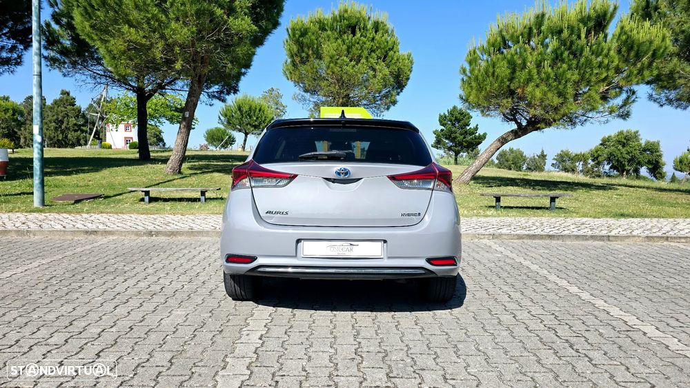 Toyota Auris 1.8 HSD Comfort +P.Techno+P.Sport - 5