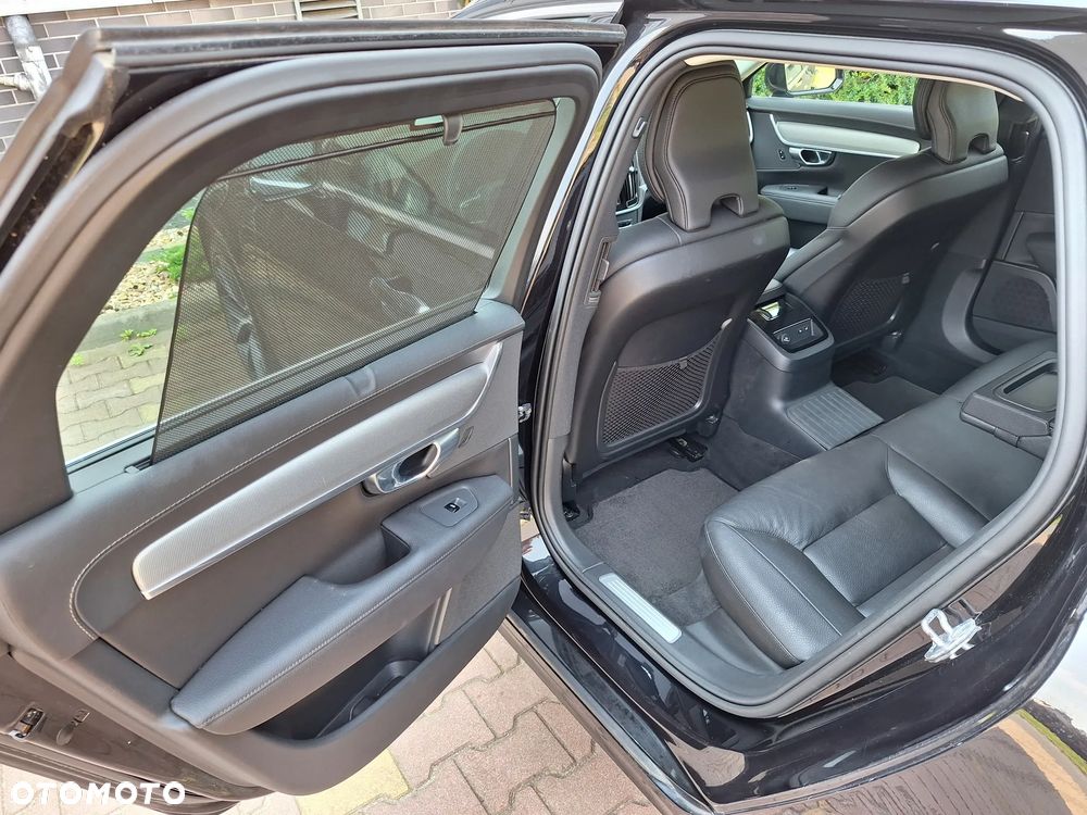 Volvo V90 T8 AWD Plug-In Hybrid Inscription - 17