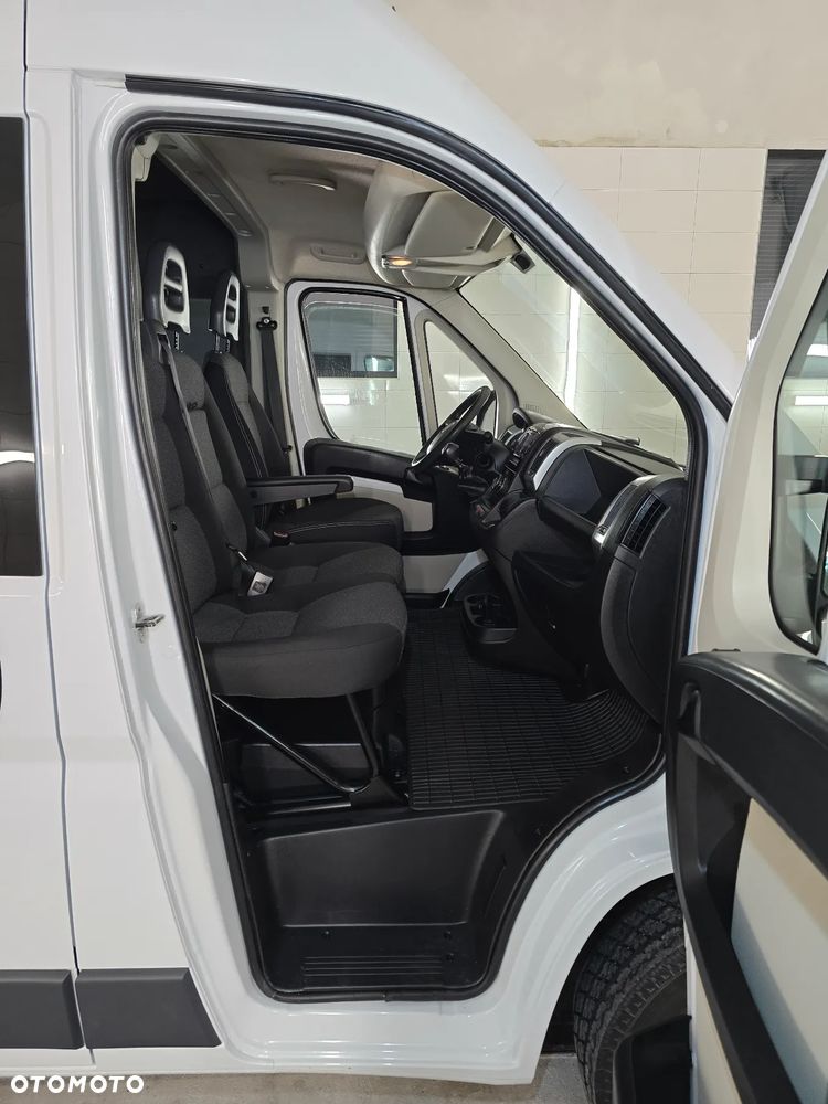 Fiat DUCATO L2H2 7-OSOBOWY ŁADOWNOŚC 1070Kg SILNIK 2,3 IVECO 13O KM SALON PL KLIMA ELEKTRYKA - 28