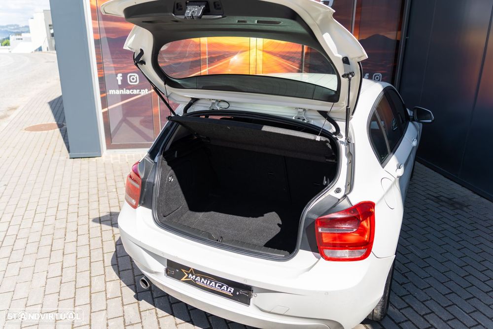 BMW 116 d EDynamics Line Urban - 23