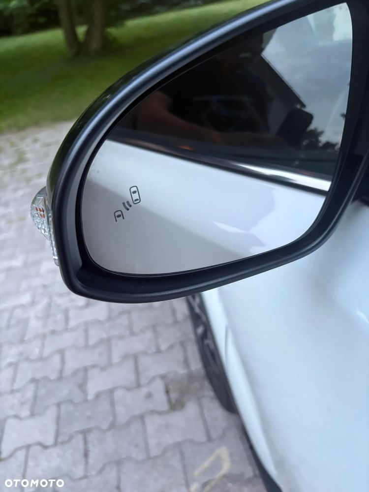Toyota C-HR 1.8 Hybrid GPF Selection - 10