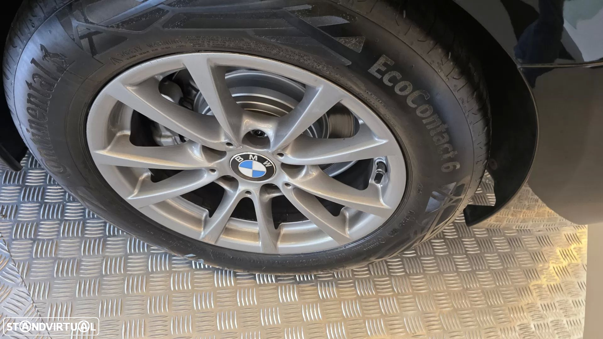 BMW 320 d Touring ED Advantage - 34