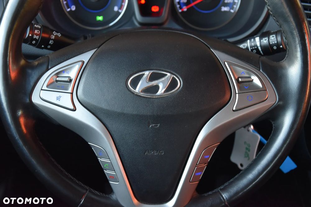 Hyundai ix20 1.4 blue Trend - 24