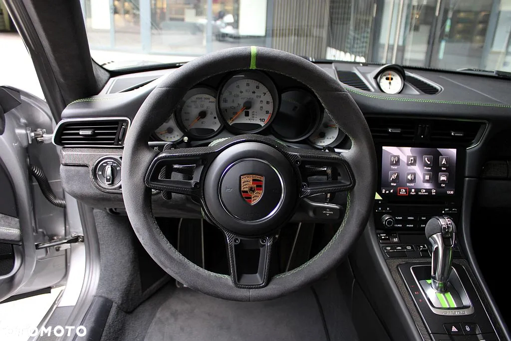 Porsche 911 GT3 RS - 19