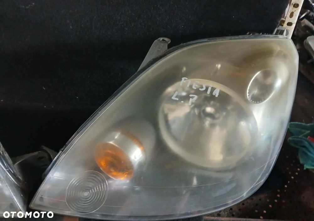 Ford Fiesta Mk6 Lift lampa przednia lewa, prawa - 6