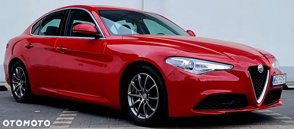 Alfa Romeo Giulia - 10