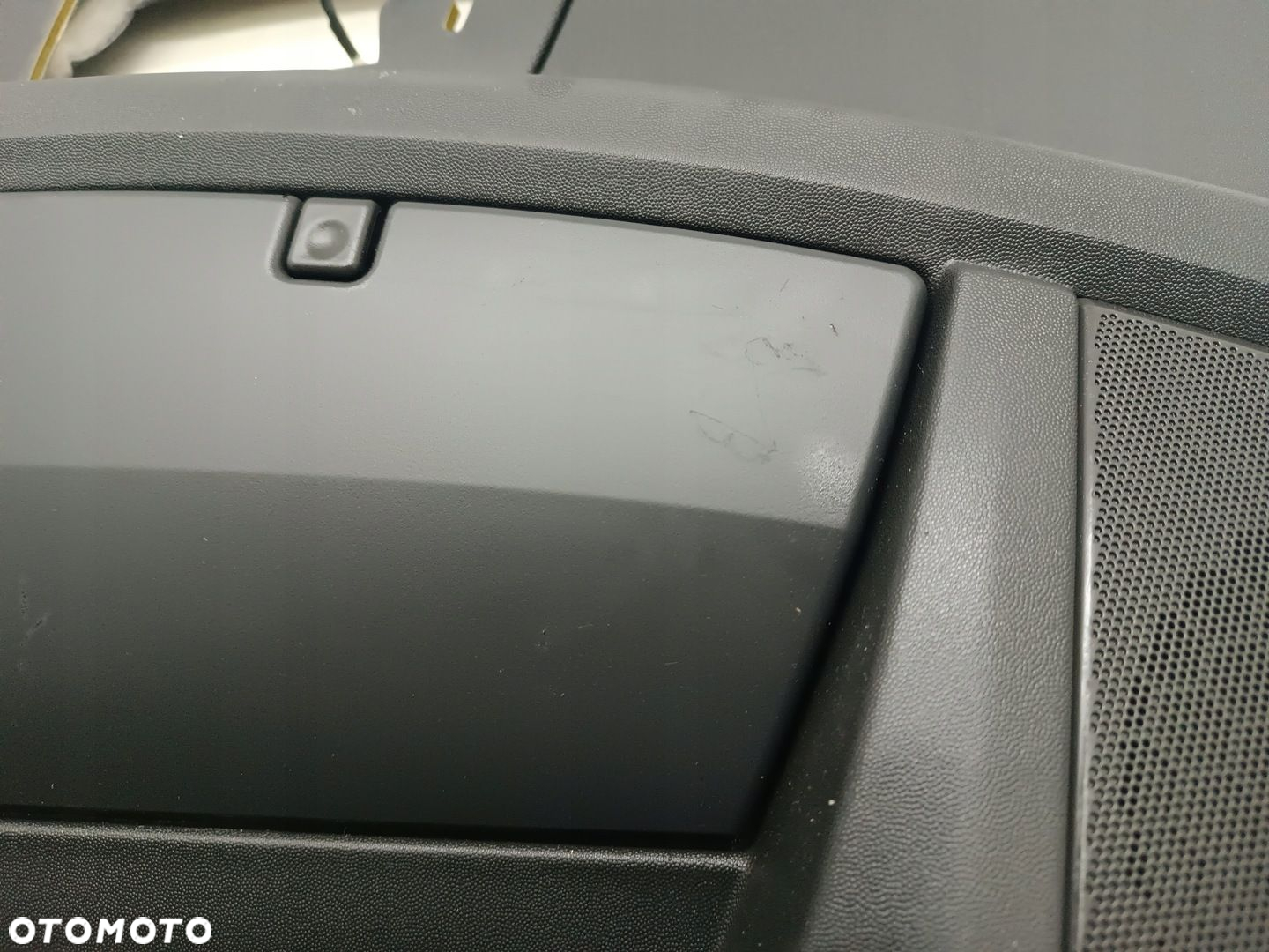 BOCZEK LEWY PRZÓD - CADILLAC SRX EU - 3
