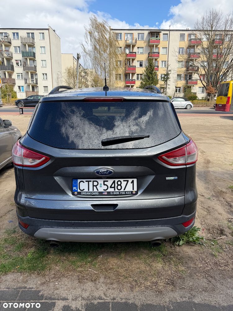 Ford Escape 2.0 EcoBoost AWD Titanium - 3