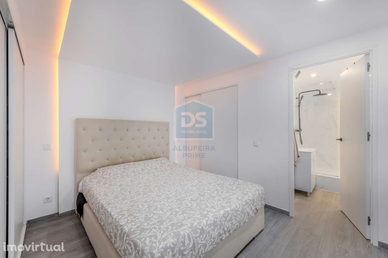 Oportunidade Apartamento T1 em Albufeira - Grande imagem: 2/25