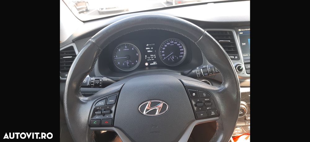 Hyundai Tucson - 16