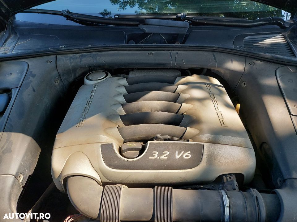 Dezmembrez Porsche Cayenne motor 3.2B 184kw 250cp M02.2Y  cutie de viteze automata 4x4 - 7