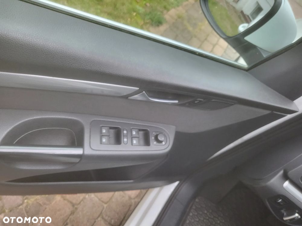 Volkswagen Sharan - 26
