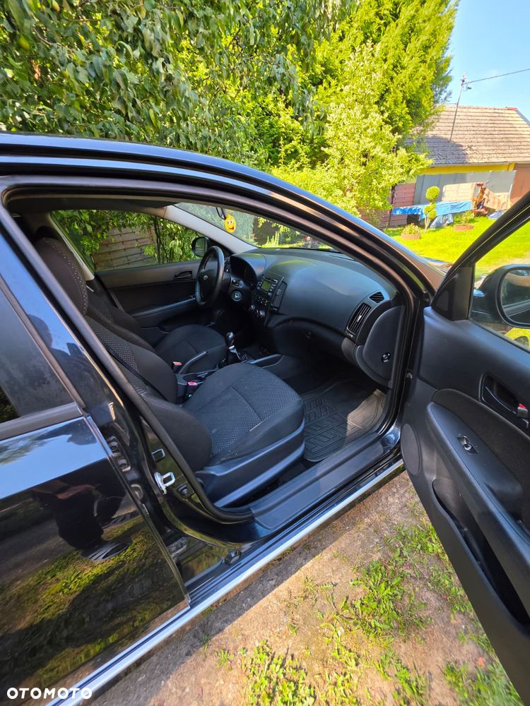 Hyundai i30 1.6 CRDi Blue Classic - 9