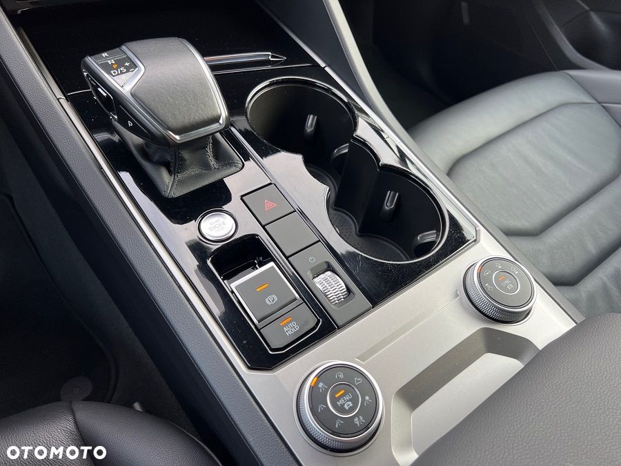 Volkswagen Touareg 3.0 V6 TDI 4Motion DPF Automatik R-Line - 22