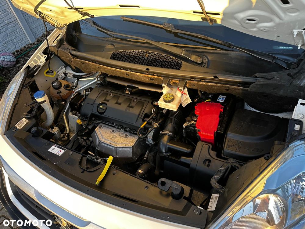 Peugeot Partner - 23