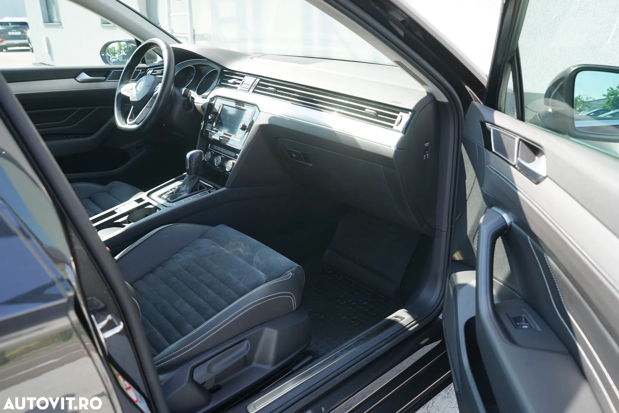 Volkswagen Passat - 28