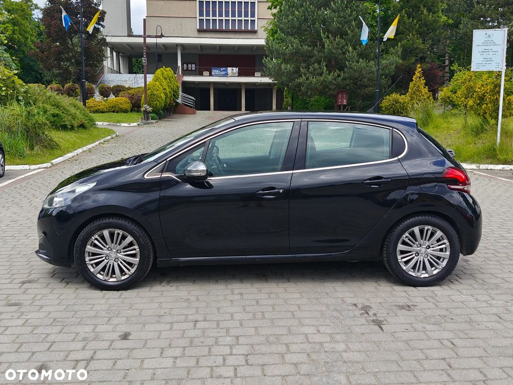 Peugeot 208 1.2 PureTech Style - 4